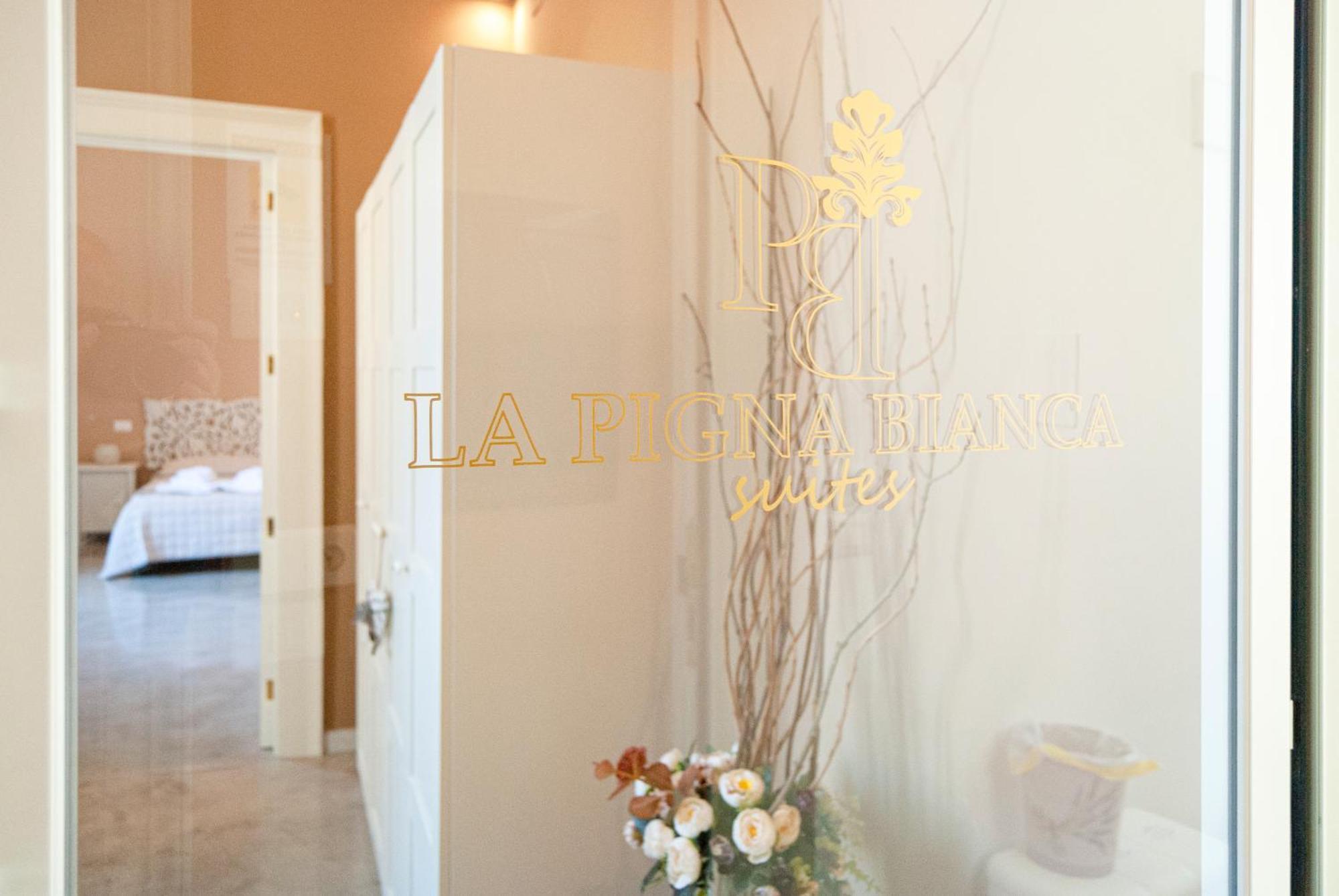 La Pigna Bianca Suites Lecce Exterior photo