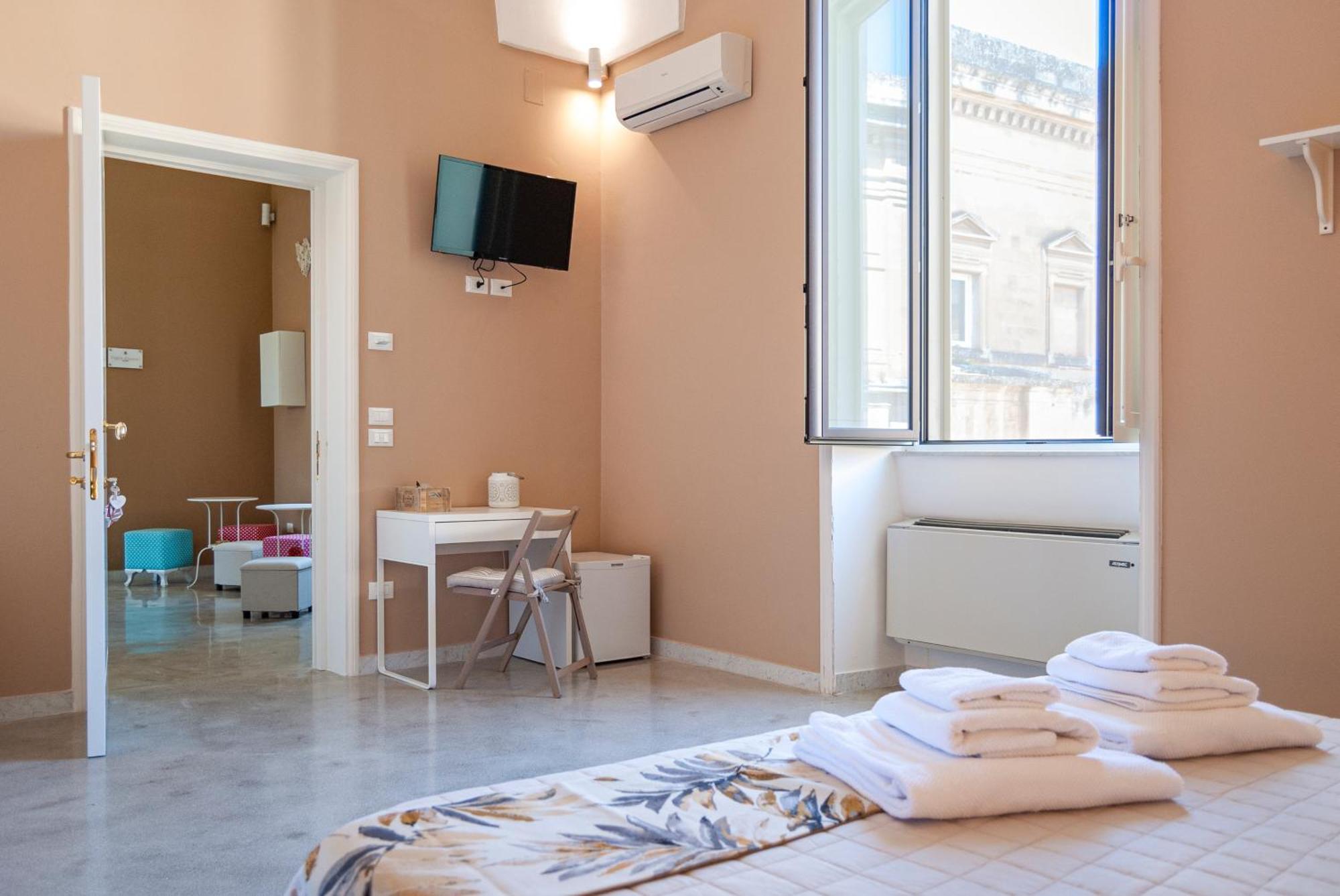 La Pigna Bianca Suites Lecce Exterior photo